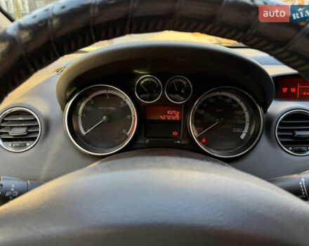 Белый Пежо 308, объемом двигателя 2 л и пробегом 272 тыс. км за 5500 $, фото 11 на Automoto.ua