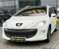 Белый Пежо 308, объемом двигателя 2 л и пробегом 273 тыс. км за 5800 $, фото 2 на Automoto.ua