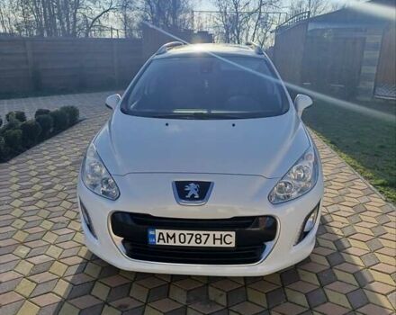 Білий Пежо 308, об'ємом двигуна 1.56 л та пробігом 247 тис. км за 6000 $, фото 4 на Automoto.ua