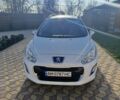 Білий Пежо 308, об'ємом двигуна 1.56 л та пробігом 247 тис. км за 6000 $, фото 4 на Automoto.ua