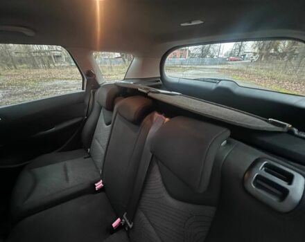 Белый Пежо 308, объемом двигателя 0 л и пробегом 220 тыс. км за 3800 $, фото 10 на Automoto.ua