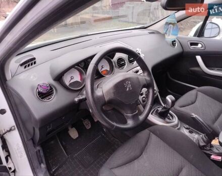 Білий Пежо 308, об'ємом двигуна 1.6 л та пробігом 179 тис. км за 5000 $, фото 14 на Automoto.ua
