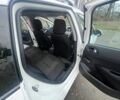 Белый Пежо 308, объемом двигателя 0 л и пробегом 220 тыс. км за 3800 $, фото 14 на Automoto.ua