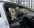 Белый Пежо 308, объемом двигателя 2 л и пробегом 272 тыс. км за 5500 $, фото 10 на Automoto.ua