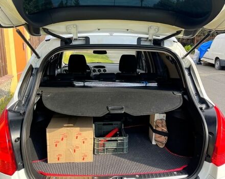 Білий Пежо 308, об'ємом двигуна 1.6 л та пробігом 145 тис. км за 6800 $, фото 4 на Automoto.ua