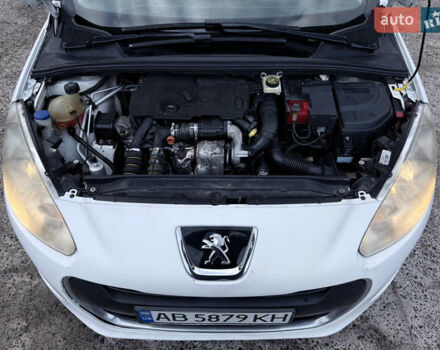 Белый Пежо 308, объемом двигателя 1.56 л и пробегом 234 тыс. км за 5900 $, фото 10 на Automoto.ua