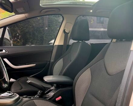 Білий Пежо 308, об'ємом двигуна 1.6 л та пробігом 145 тис. км за 6800 $, фото 9 на Automoto.ua