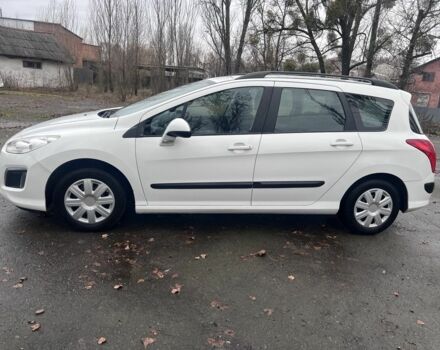 Белый Пежо 308, объемом двигателя 0 л и пробегом 220 тыс. км за 3800 $, фото 5 на Automoto.ua