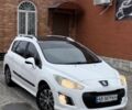 Белый Пежо 308, объемом двигателя 1.6 л и пробегом 234 тыс. км за 5900 $, фото 1 на Automoto.ua