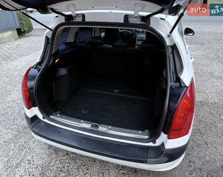 Белый Пежо 308, объемом двигателя 1.56 л и пробегом 234 тыс. км за 5900 $, фото 6 на Automoto.ua