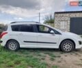 Белый Пежо 308, объемом двигателя 1.6 л и пробегом 260 тыс. км за 5200 $, фото 6 на Automoto.ua