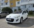 Белый Пежо 308, объемом двигателя 1.6 л и пробегом 217 тыс. км за 5486 $, фото 1 на Automoto.ua