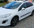 Белый Пежо 308, объемом двигателя 1.6 л и пробегом 276 тыс. км за 4800 $, фото 1 на Automoto.ua
