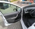 Белый Пежо 308, объемом двигателя 1.6 л и пробегом 180 тыс. км за 5500 $, фото 18 на Automoto.ua