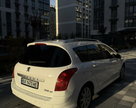 Белый Пежо 308, объемом двигателя 2 л и пробегом 272 тыс. км за 5500 $, фото 6 на Automoto.ua