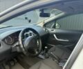 Белый Пежо 308, объемом двигателя 1.6 л и пробегом 177 тыс. км за 5800 $, фото 5 на Automoto.ua