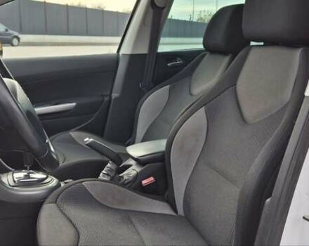 Білий Пежо 308, об'ємом двигуна 1.6 л та пробігом 246 тис. км за 6800 $, фото 12 на Automoto.ua