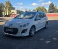 Белый Пежо 308, объемом двигателя 1.6 л и пробегом 313 тыс. км за 4717 $, фото 1 на Automoto.ua