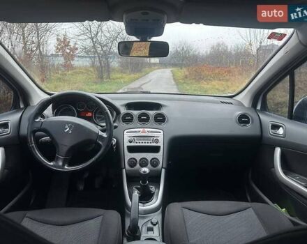 Белый Пежо 308, объемом двигателя 1.56 л и пробегом 226 тыс. км за 5100 $, фото 6 на Automoto.ua