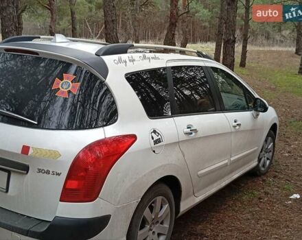 Белый Пежо 308, объемом двигателя 1.61 л и пробегом 230 тыс. км за 6600 $, фото 3 на Automoto.ua