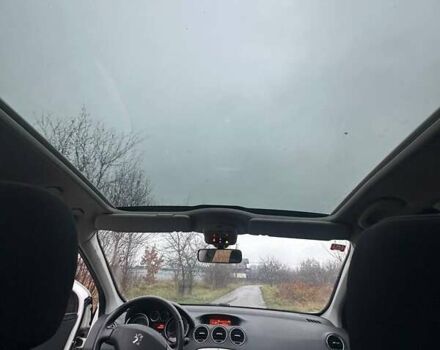 Белый Пежо 308, объемом двигателя 1.56 л и пробегом 226 тыс. км за 5100 $, фото 5 на Automoto.ua