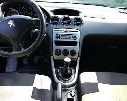 Білий Пежо 308, об'ємом двигуна 1.6 л та пробігом 257 тис. км за 7500 $, фото 5 на Automoto.ua