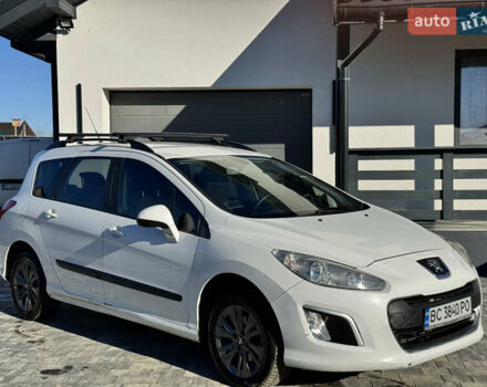 Белый Пежо 308, объемом двигателя 1.6 л и пробегом 220 тыс. км за 5500 $, фото 15 на Automoto.ua