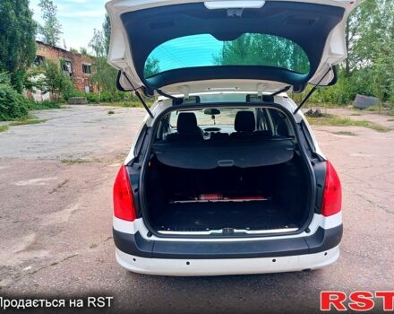 Белый Пежо 308, объемом двигателя 1.6 л и пробегом 198 тыс. км за 5850 $, фото 4 на Automoto.ua