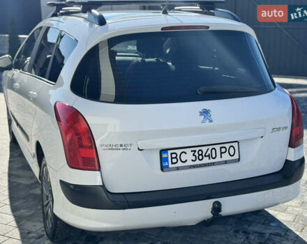 Белый Пежо 308, объемом двигателя 1.6 л и пробегом 220 тыс. км за 5500 $, фото 14 на Automoto.ua
