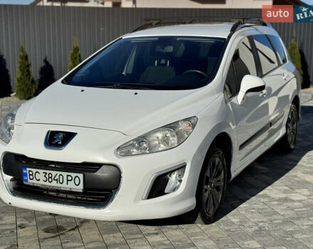 Белый Пежо 308, объемом двигателя 1.6 л и пробегом 220 тыс. км за 5500 $, фото 18 на Automoto.ua