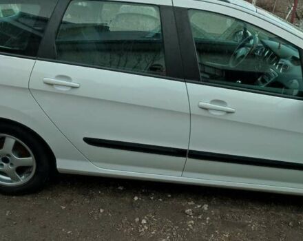 Белый Пежо 308, объемом двигателя 1.6 л и пробегом 212 тыс. км за 6900 $, фото 3 на Automoto.ua