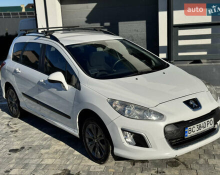 Белый Пежо 308, объемом двигателя 1.6 л и пробегом 220 тыс. км за 5500 $, фото 17 на Automoto.ua