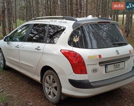 Белый Пежо 308, объемом двигателя 1.61 л и пробегом 230 тыс. км за 6600 $, фото 2 на Automoto.ua
