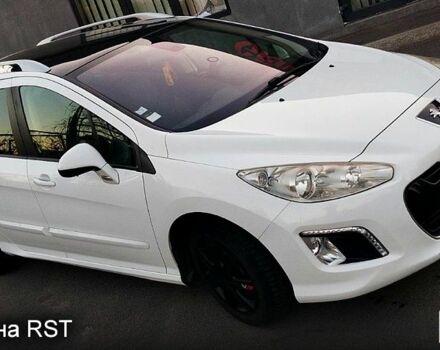 Белый Пежо 308, объемом двигателя 1.6 л и пробегом 292 тыс. км за 6000 $, фото 7 на Automoto.ua