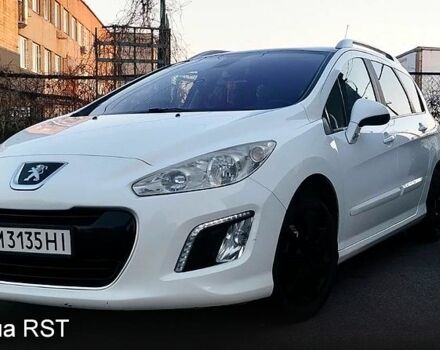 Белый Пежо 308, объемом двигателя 1.6 л и пробегом 292 тыс. км за 6000 $, фото 8 на Automoto.ua