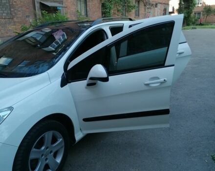 Білий Пежо 308, об'ємом двигуна 1.6 л та пробігом 213 тис. км за 7000 $, фото 8 на Automoto.ua