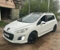 Белый Пежо 308, объемом двигателя 1.6 л и пробегом 35 тыс. км за 6000 $, фото 1 на Automoto.ua