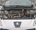 Белый Пежо 308, объемом двигателя 1.56 л и пробегом 217 тыс. км за 6000 $, фото 5 на Automoto.ua
