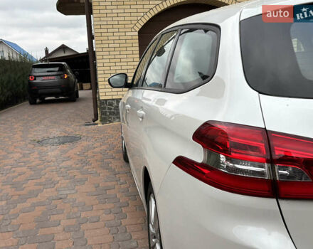 Пежо 308 2014 в Житомире на Automoto.ua Белый Пежо 308, объемом двигателя 1.56 л и пробегом 195 тыс. км за 9200 $, фото 10 на Automoto.ua