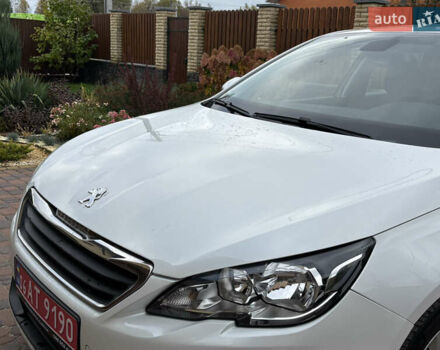 Пежо 308 2014 в Житомире на Automoto.ua Белый Пежо 308, объемом двигателя 1.56 л и пробегом 195 тыс. км за 9200 $, фото 17 на Automoto.ua