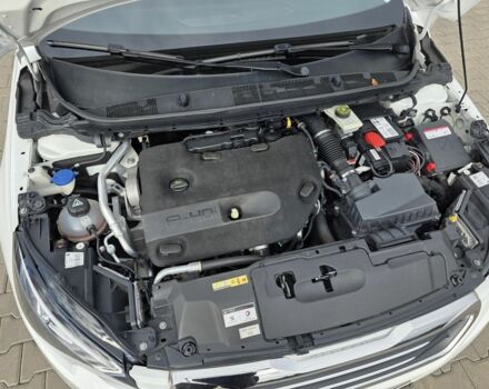 Пежо 308 2014 в Луцке на Automoto.ua Белый Пежо 308, объемом двигателя 2 л и пробегом 234 тыс. км за 10800 $, фото 7 на Automoto.ua