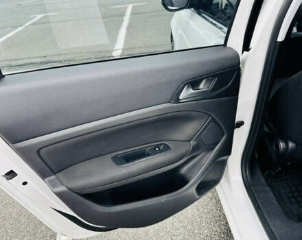 Белый Пежо 308, объемом двигателя 1.56 л и пробегом 250 тыс. км за 9200 $, фото 19 на Automoto.ua