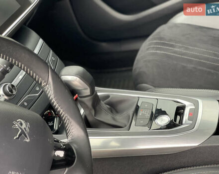 Белый Пежо 308, объемом двигателя 2 л и пробегом 234 тыс. км за 11750 $, фото 62 на Automoto.ua