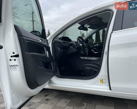 Білий Пежо 308, об'ємом двигуна 2 л та пробігом 234 тис. км за 11750 $, фото 43 на Automoto.ua