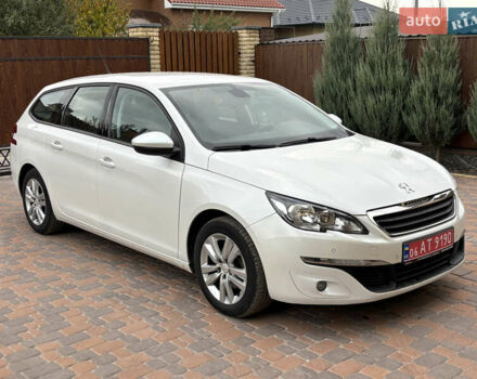 Пежо 308 2014 в Житомире на Automoto.ua Белый Пежо 308, объемом двигателя 1.56 л и пробегом 195 тыс. км за 9200 $, фото 2 на Automoto.ua