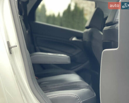 Белый Пежо 308, объемом двигателя 2 л и пробегом 234 тыс. км за 11650 $, фото 61 на Automoto.ua