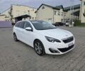 Пежо 308 2014 в Луцке на Automoto.ua Белый Пежо 308, объемом двигателя 2 л и пробегом 234 тыс. км за 10800 $, фото 1 на Automoto.ua