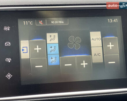 Белый Пежо 308, объемом двигателя 2 л и пробегом 234 тыс. км за 11750 $, фото 78 на Automoto.ua