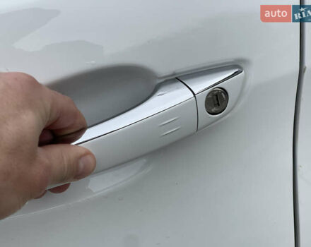 Белый Пежо 308, объемом двигателя 2 л и пробегом 234 тыс. км за 11750 $, фото 42 на Automoto.ua