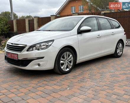 Пежо 308 2014 в Житомире на Automoto.ua Белый Пежо 308, объемом двигателя 1.56 л и пробегом 195 тыс. км за 9200 $, фото 8 на Automoto.ua